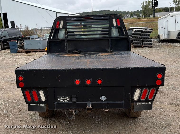 image for item EO8806 1995 Ford F250 XLT flatbed pickup truck