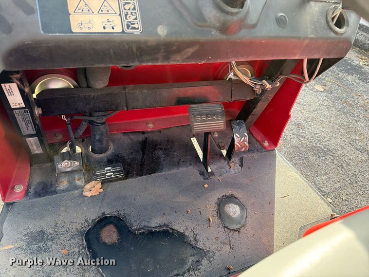 image for item EO8809 Toro Multi Pro 1250 turf sprayer