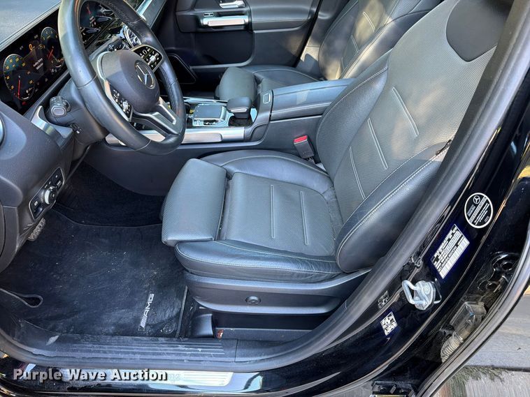 image for item EO8810 2020 Mercedes-Benz GLB 250-4M SUV