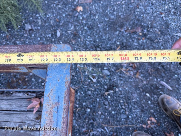 image for item EP3037 2004 Carson utility trailer