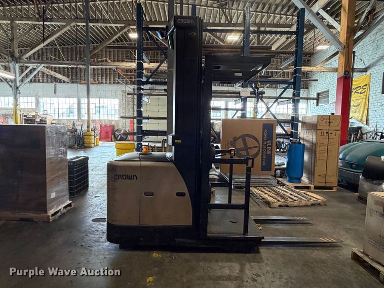 image for item EP3046 2018 Crown SP3520-30 order picker