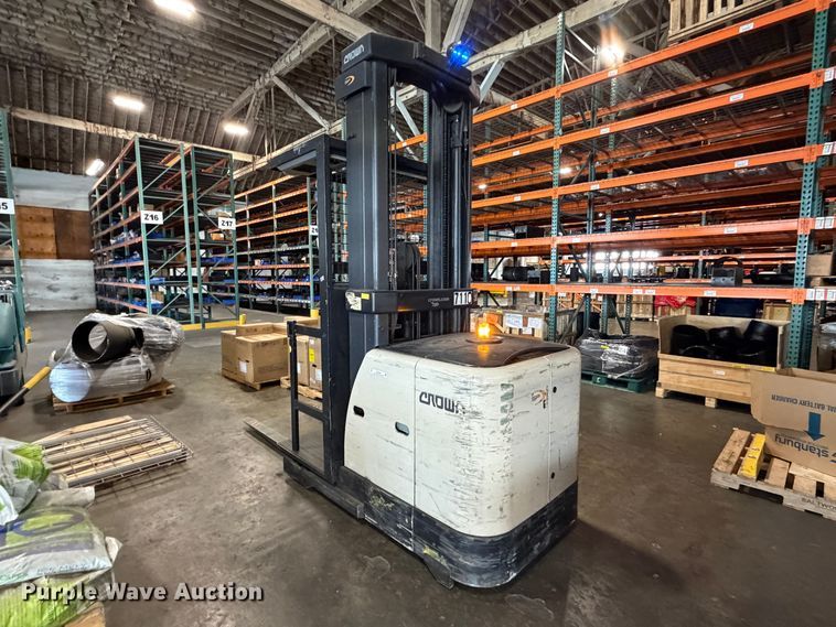 image for item EP3046 2018 Crown SP3520-30 order picker