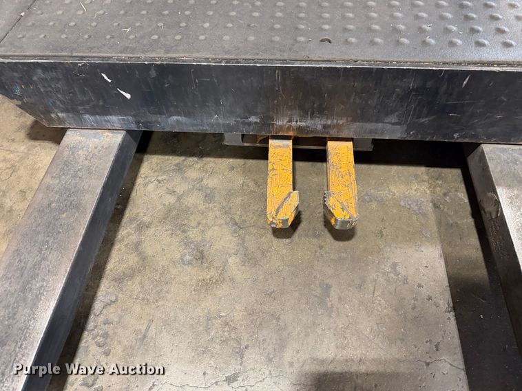 image for item EP3046 2018 Crown SP3520-30 order picker