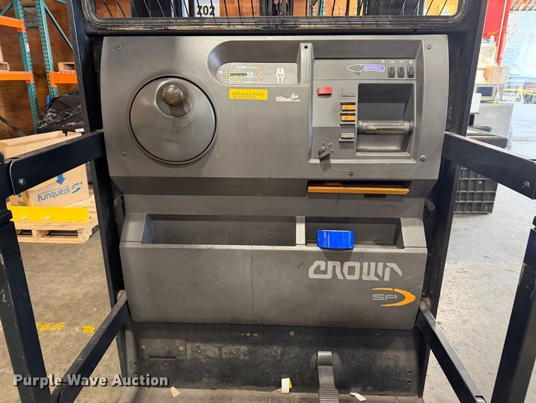 image for item EP3046 2018 Crown SP3520-30 order picker