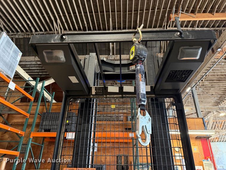 image for item EP3046 2018 Crown SP3520-30 order picker