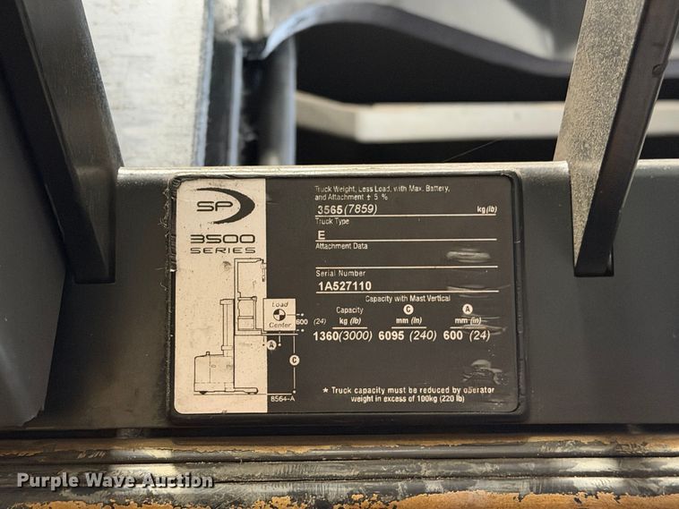 image for item EP3046 2018 Crown SP3520-30 order picker