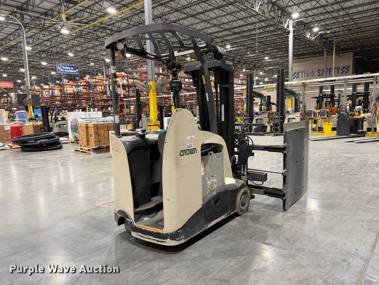image for item EP3048 2018 Crown RC5545-40 forklift