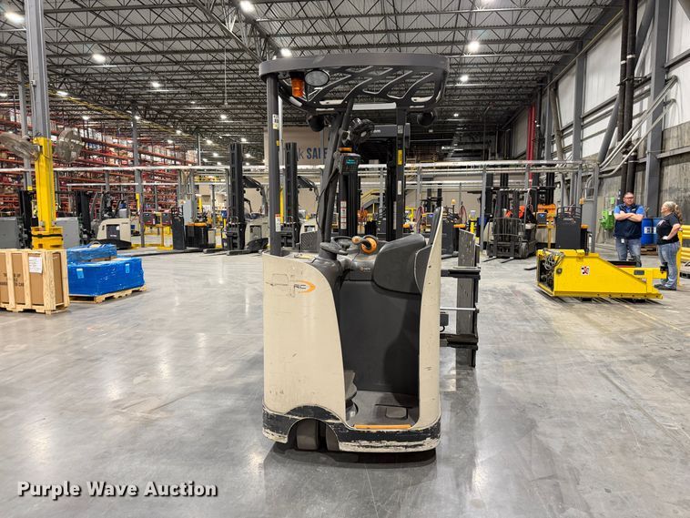 image for item EP3048 2018 Crown RC5545-40 forklift