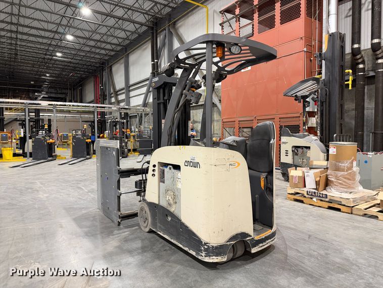 image for item EP3048 2018 Crown RC5545-40 forklift