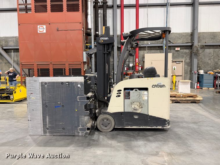 image for item EP3048 2018 Crown RC5545-40 forklift