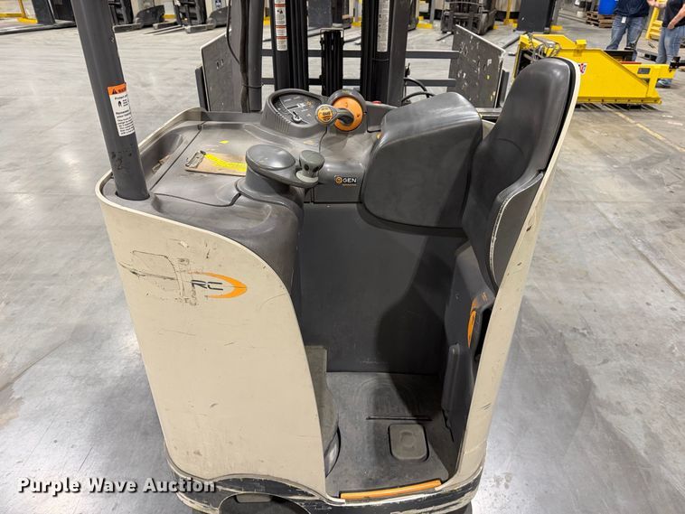 image for item EP3048 2018 Crown RC5545-40 forklift