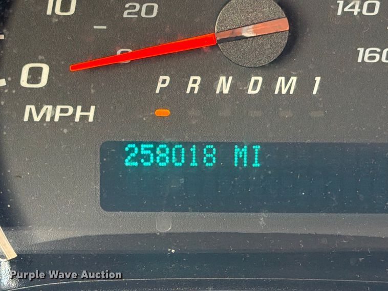 image for item EP3053 2017 Chevrolet Express 2500 van