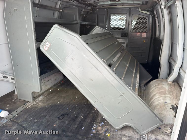 image for item EP3053 2017 Chevrolet Express 2500 van
