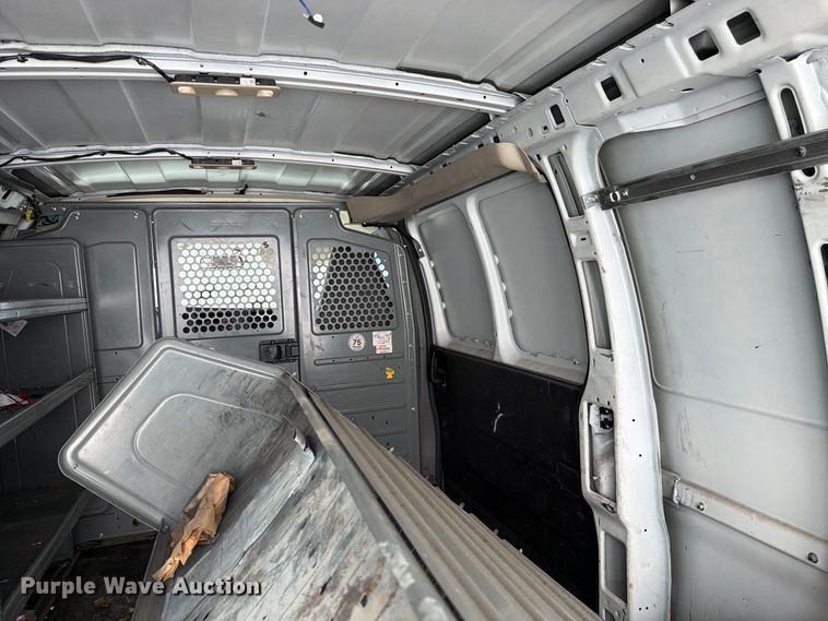image for item EP3053 2017 Chevrolet Express 2500 van