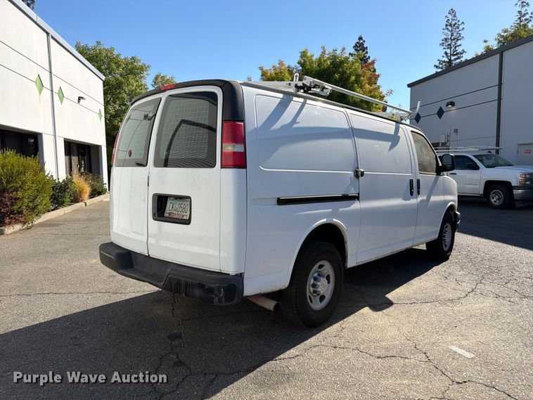 image for item EP3054 2014 Chevrolet Express 2500 van
