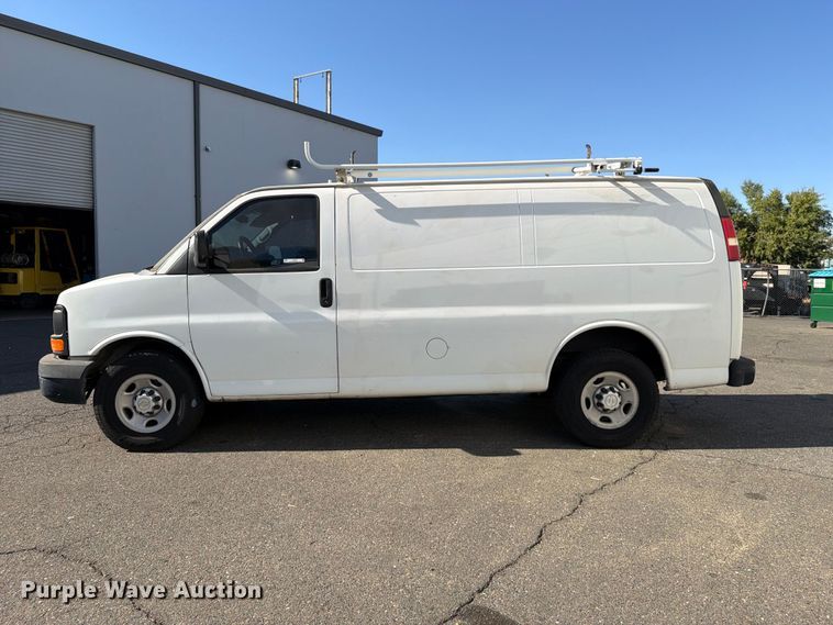 image for item EP3054 2014 Chevrolet Express 2500 van