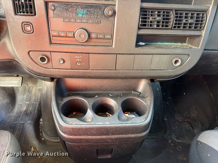 image for item EP3054 2014 Chevrolet Express 2500 van