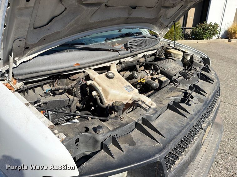 image for item EP3054 2014 Chevrolet Express 2500 van