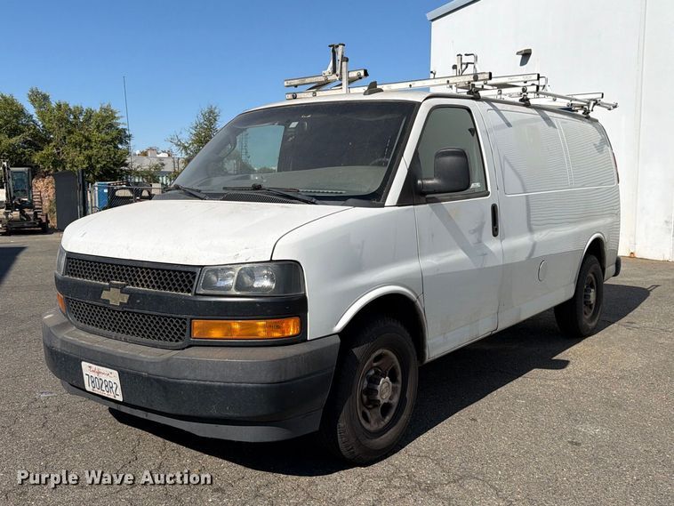image for item EP3055 2019 Chevrolet Express 2500 van