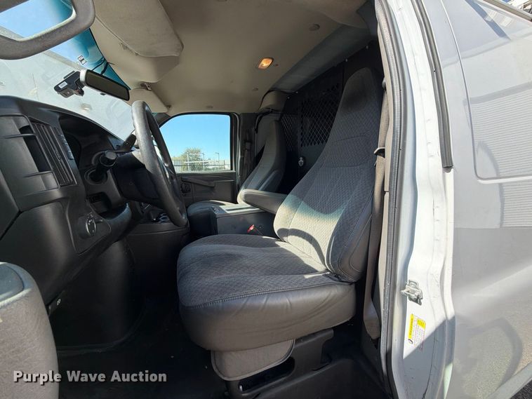 image for item EP3055 2019 Chevrolet Express 2500 van