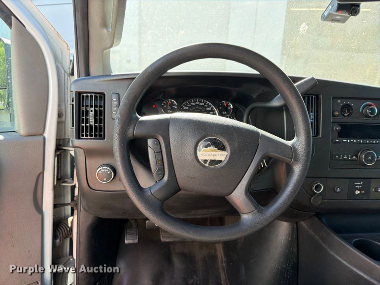 image for item EP3055 2019 Chevrolet Express 2500 van