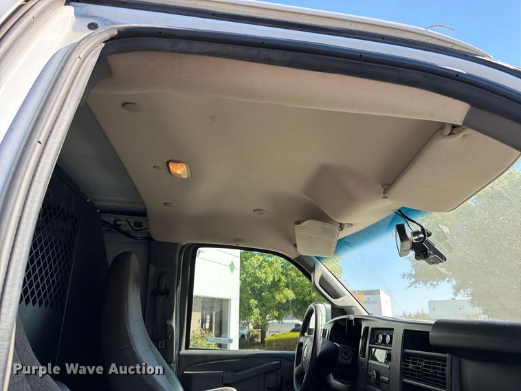 image for item EP3055 2019 Chevrolet Express 2500 van