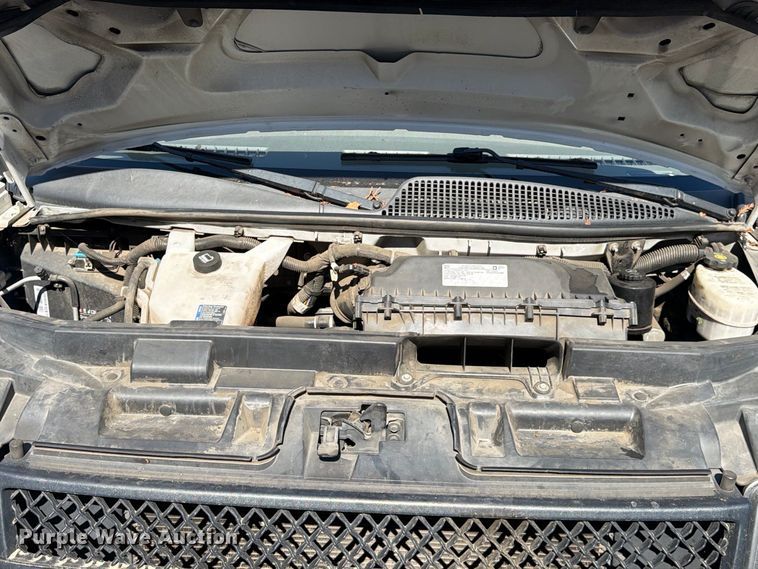 image for item EP3055 2019 Chevrolet Express 2500 van
