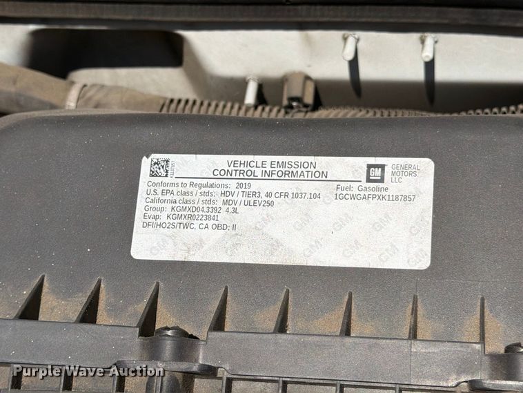 image for item EP3055 2019 Chevrolet Express 2500 van