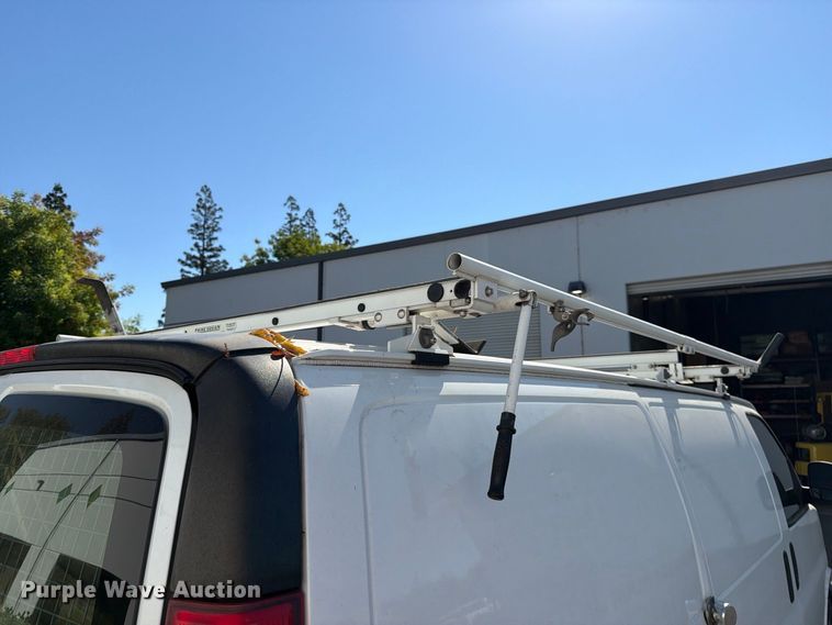 image for item EP3056 2017 Chevrolet Express 2500 van