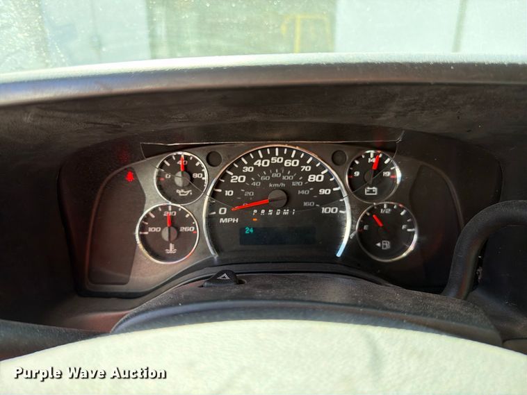 image for item EP3056 2017 Chevrolet Express 2500 van