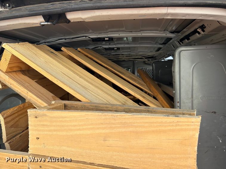 image for item EP3056 2017 Chevrolet Express 2500 van