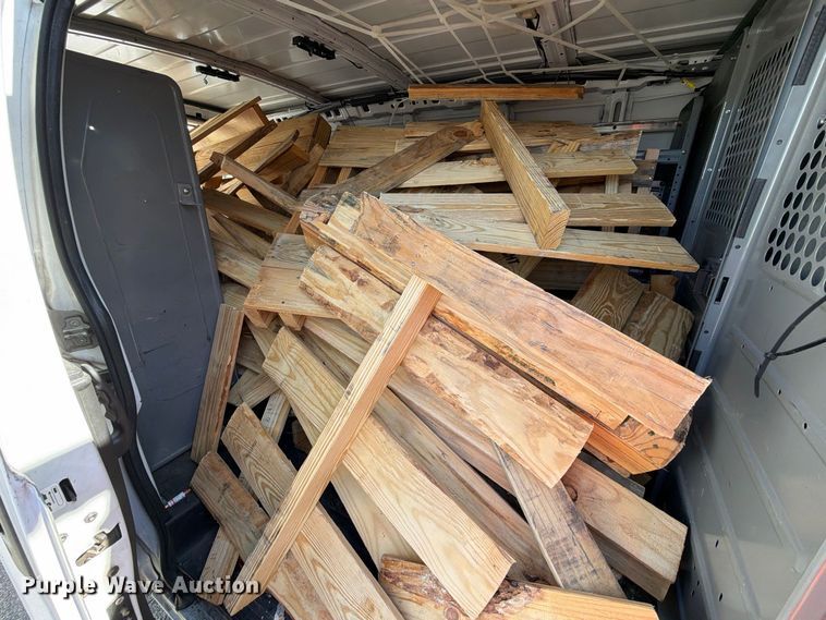 image for item EP3056 2017 Chevrolet Express 2500 van
