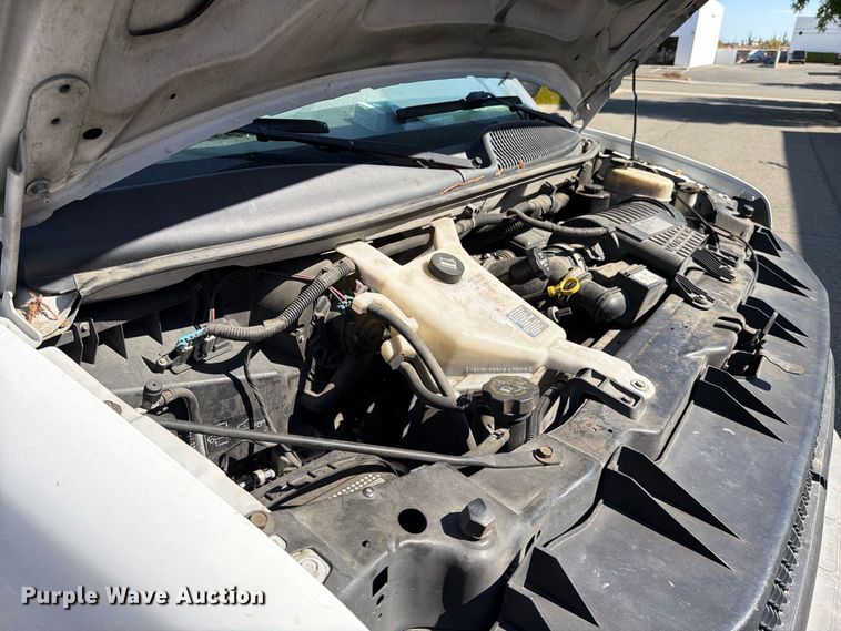 image for item EP3056 2017 Chevrolet Express 2500 van