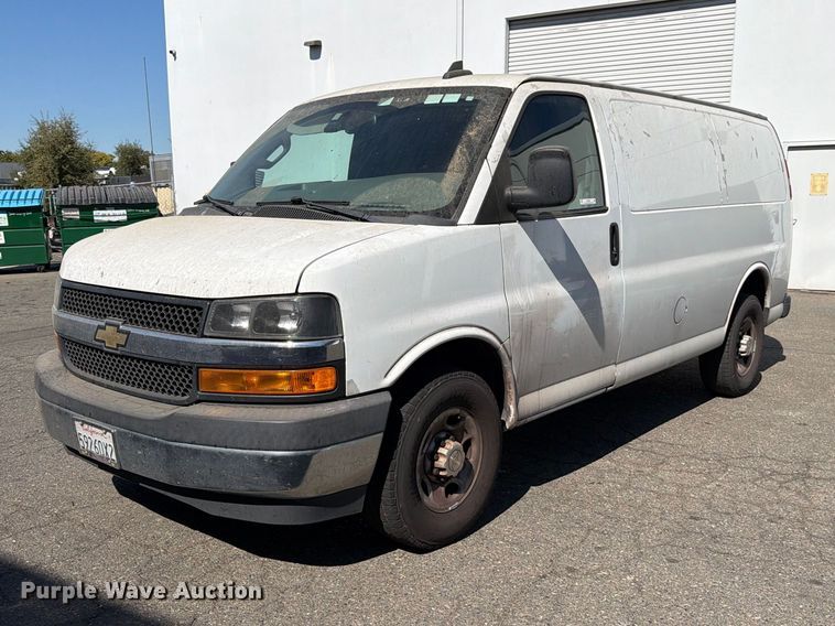 image for item EP3057 2020 Chevrolet Express 2500 van