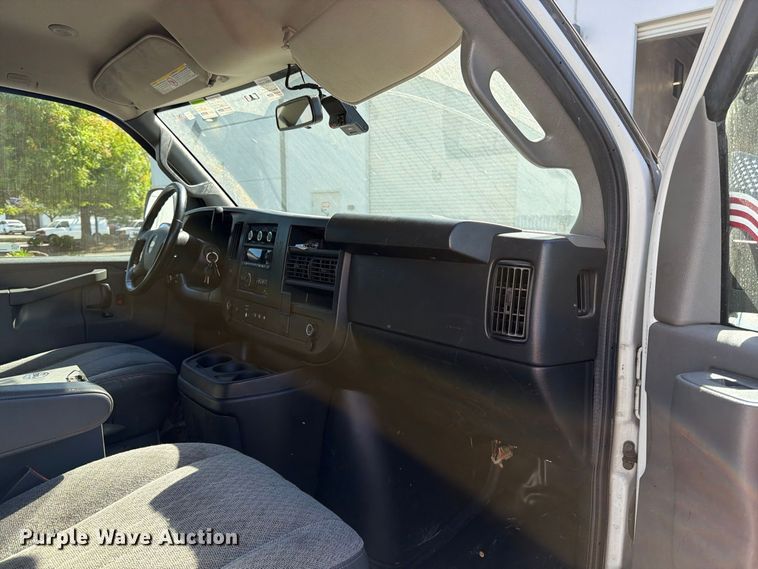 image for item EP3057 2020 Chevrolet Express 2500 van