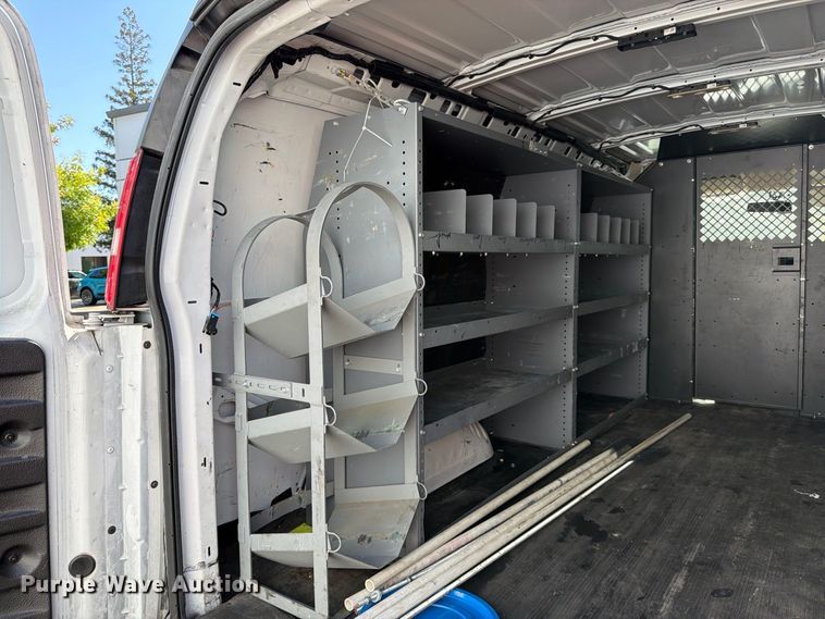 image for item EP3057 2020 Chevrolet Express 2500 van