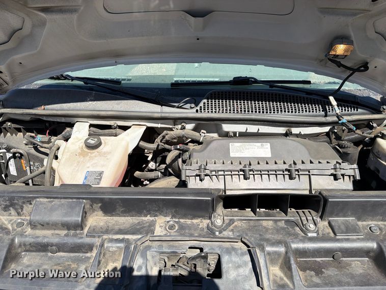 image for item EP3057 2020 Chevrolet Express 2500 van