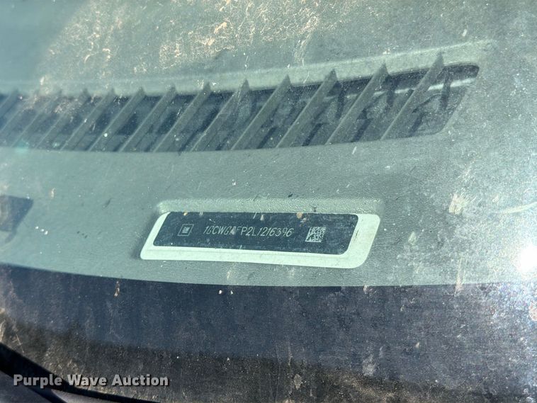 image for item EP3057 2020 Chevrolet Express 2500 van