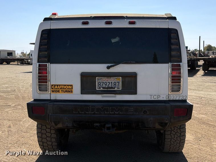 image for item EP3059 2005 Hummer H2 limousine