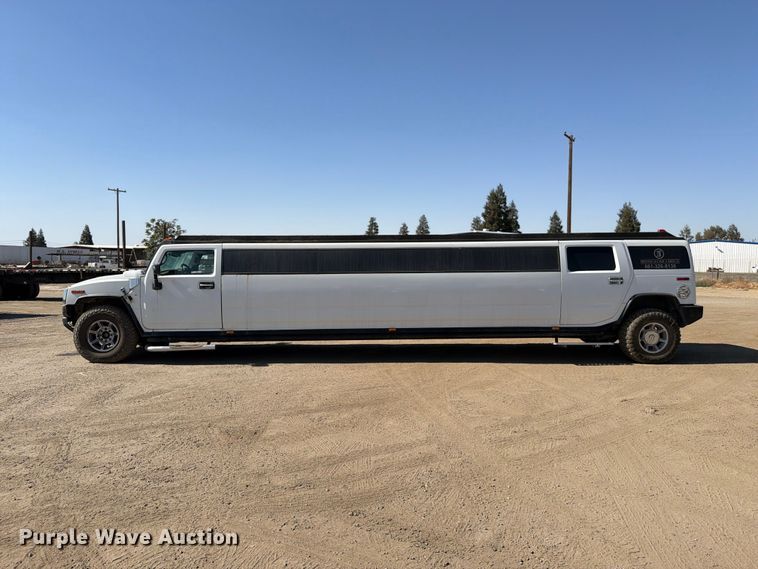 image for item EP3059 2005 Hummer H2 limousine