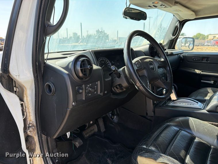 image for item EP3059 2005 Hummer H2 limousine