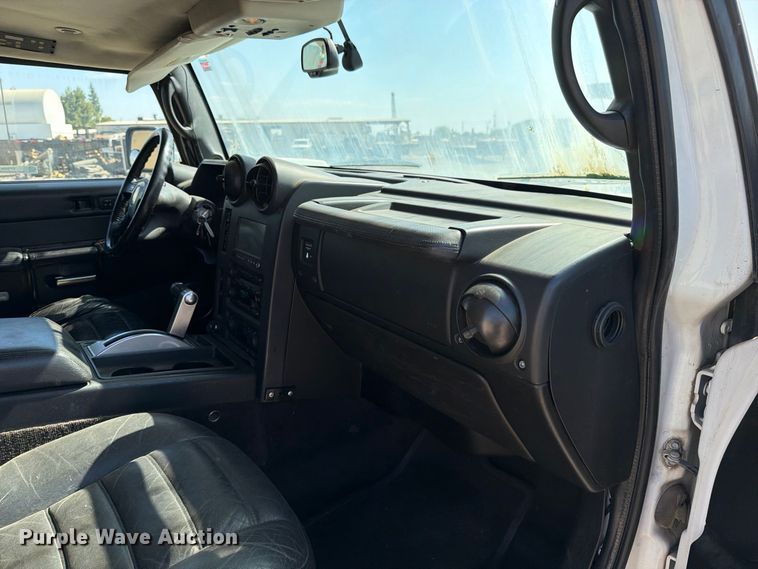 image for item EP3059 2005 Hummer H2 limousine