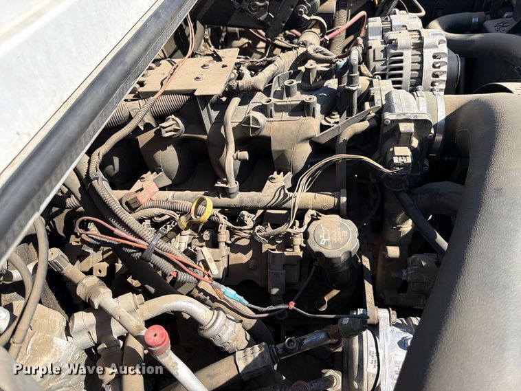 image for item EP3059 2005 Hummer H2 limousine