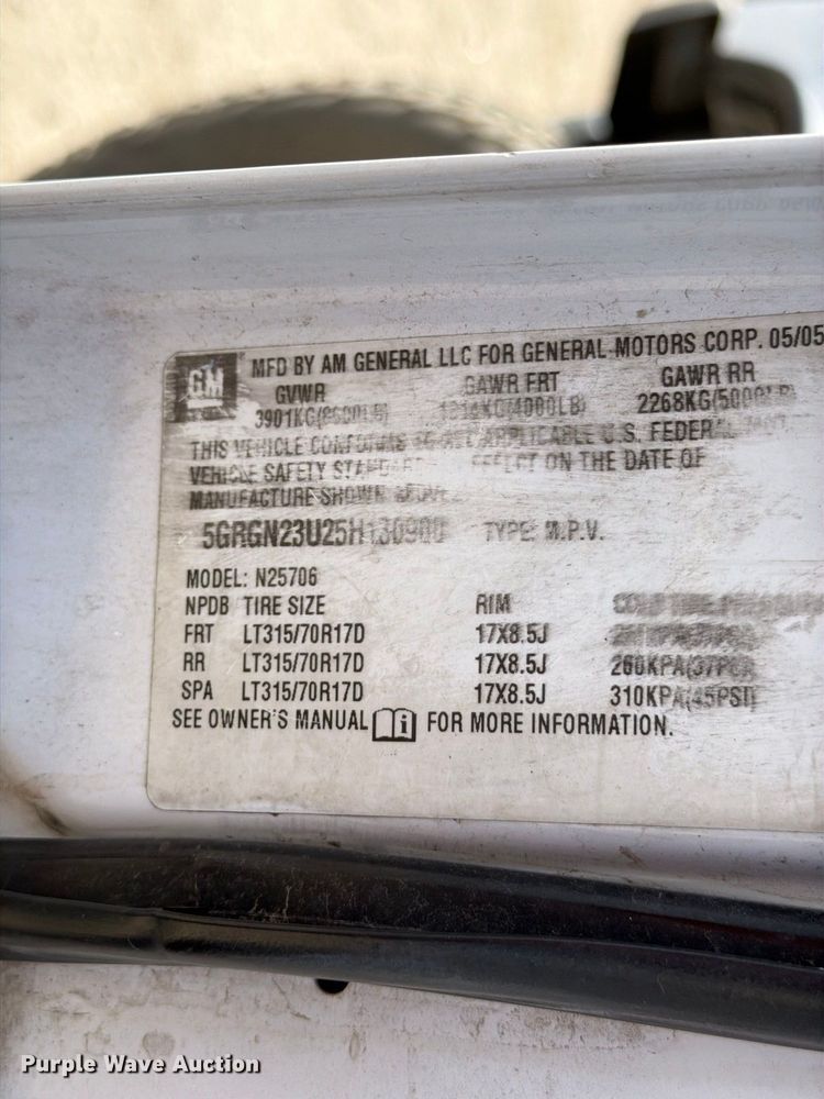 image for item EP3059 2005 Hummer H2 limousine