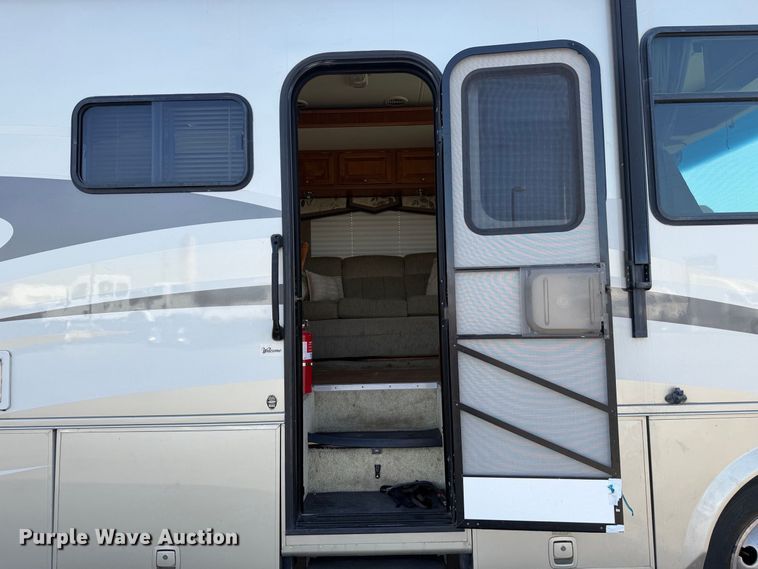 image for item EP3066 2008 Tiffin Allegro Open Road RV