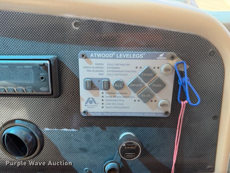 image for item EP3066 2008 Tiffin Allegro Open Road RV