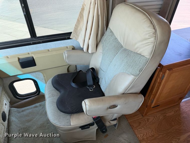 image for item EP3066 2008 Tiffin Allegro Open Road RV