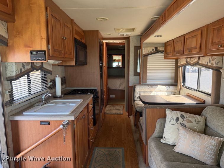 image for item EP3066 2008 Tiffin Allegro Open Road RV