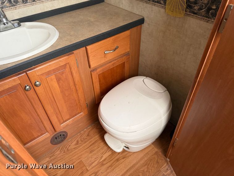 image for item EP3066 2008 Tiffin Allegro Open Road RV
