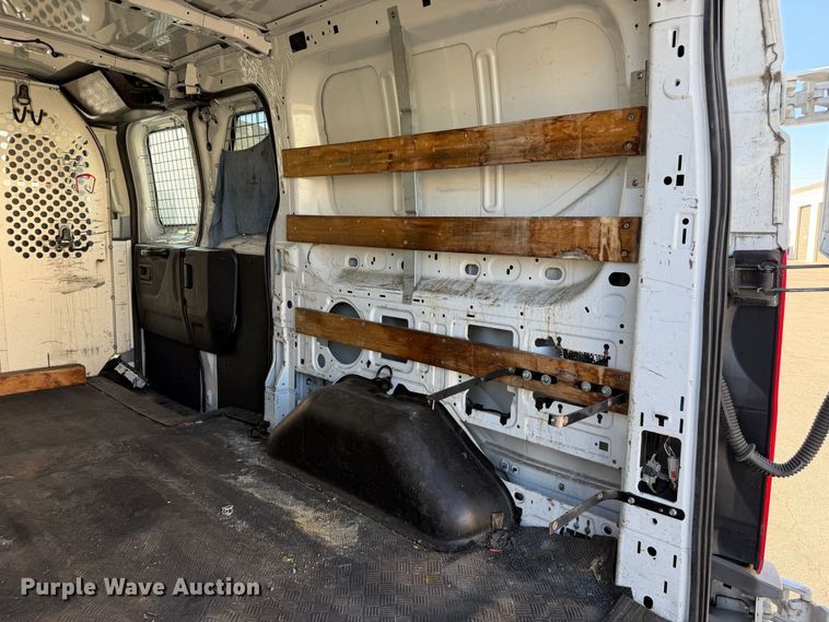 image for item EP3068 2016 Ford Transit 250 van